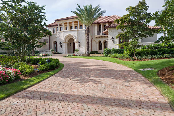 Best Driveway Pavers Near Me  in Creswell, OR